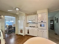 424 HAWTHORNE BLVD — photo 49
