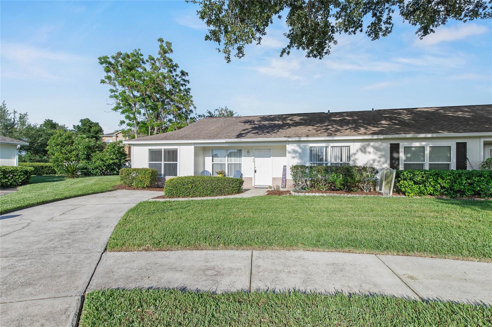 1726 TROPICAL CT, TAVARES, FL