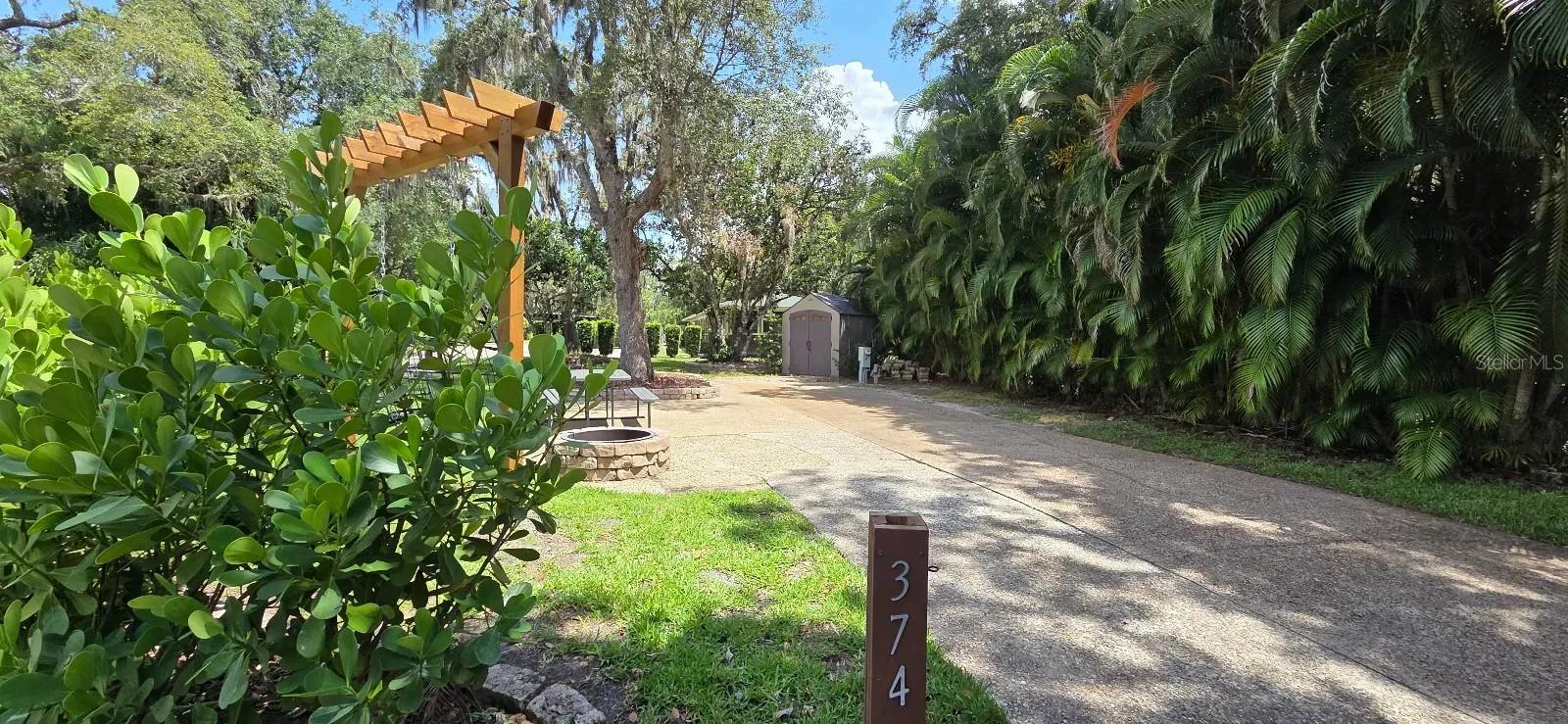 374 BEAR TRL, RIVER RANCH, FL — photo 5