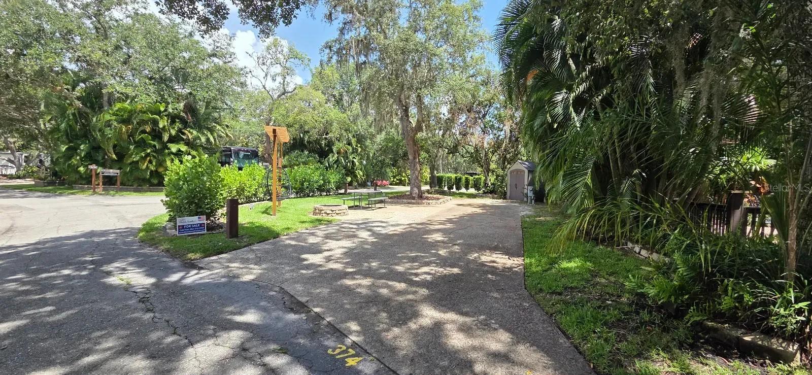374 BEAR TRL, RIVER RANCH, FL — photo 10