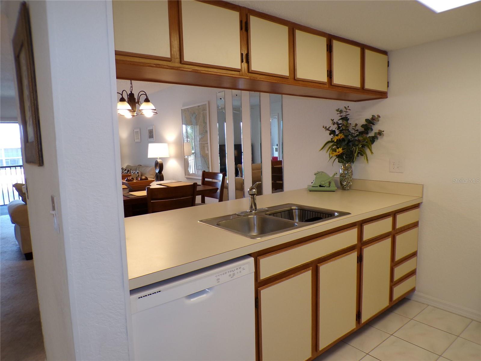 4016 OAKVIEW DR #J6, PUNTA GORDA, FL — photo 4