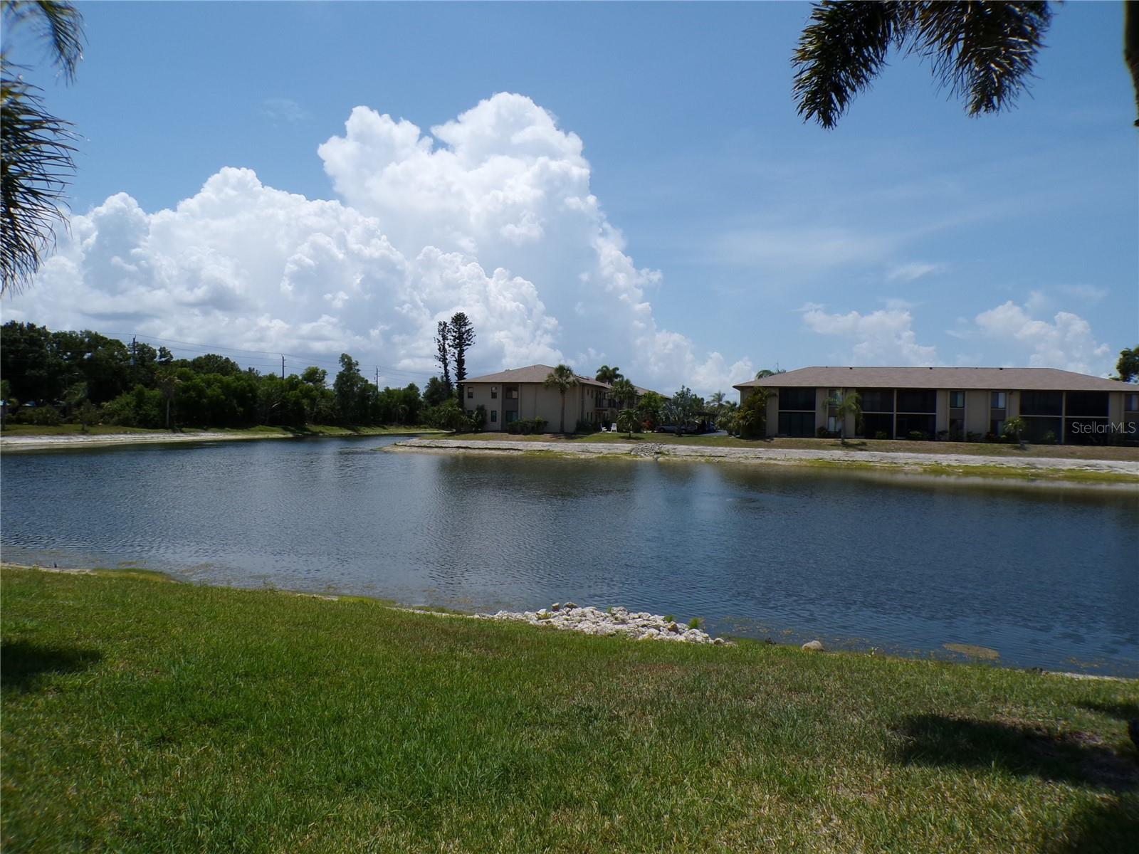 4016 OAKVIEW DR #J6, PUNTA GORDA, FL — photo 32