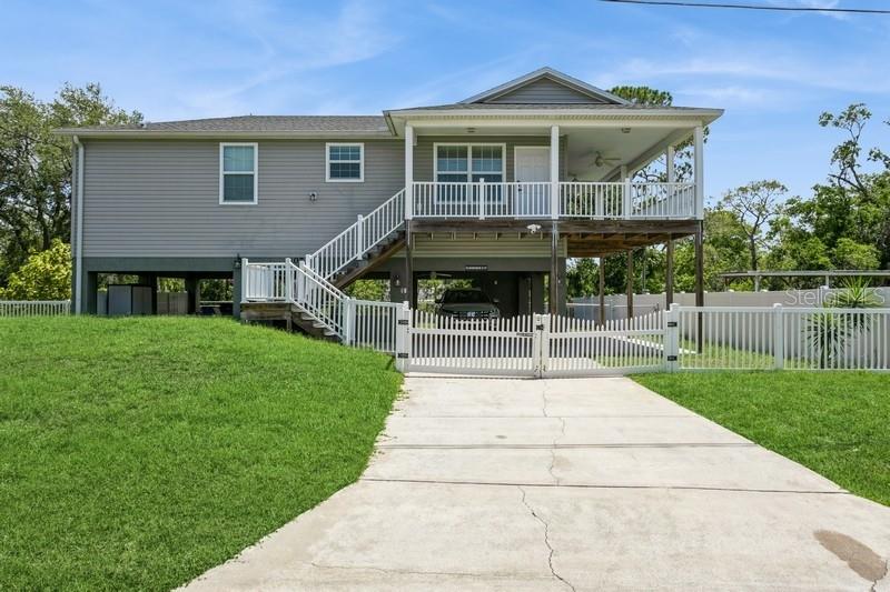 9107 BRUNSWICK LN, TAMPA, FL