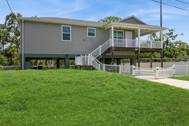 9107 BRUNSWICK LN, TAMPA, FL — photo 4