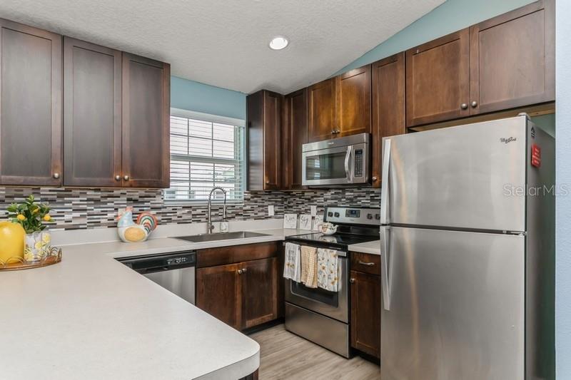 9107 BRUNSWICK LN, TAMPA, FL — photo 19