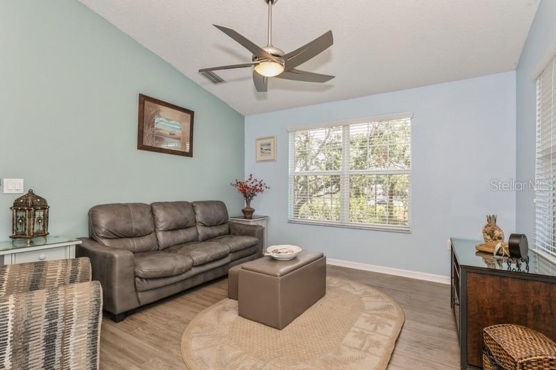 9107 BRUNSWICK LN, TAMPA, FL — photo 20