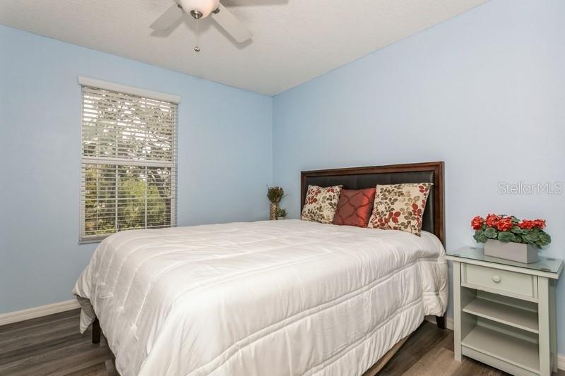 9107 BRUNSWICK LN, TAMPA, FL — photo 34