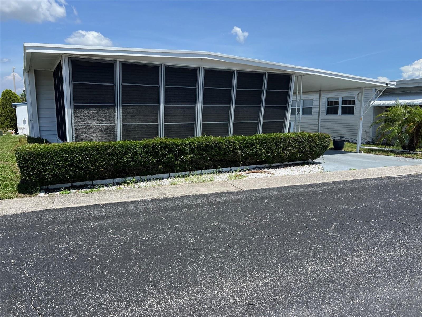 36 THATCH PALM ST E, LARGO, FL