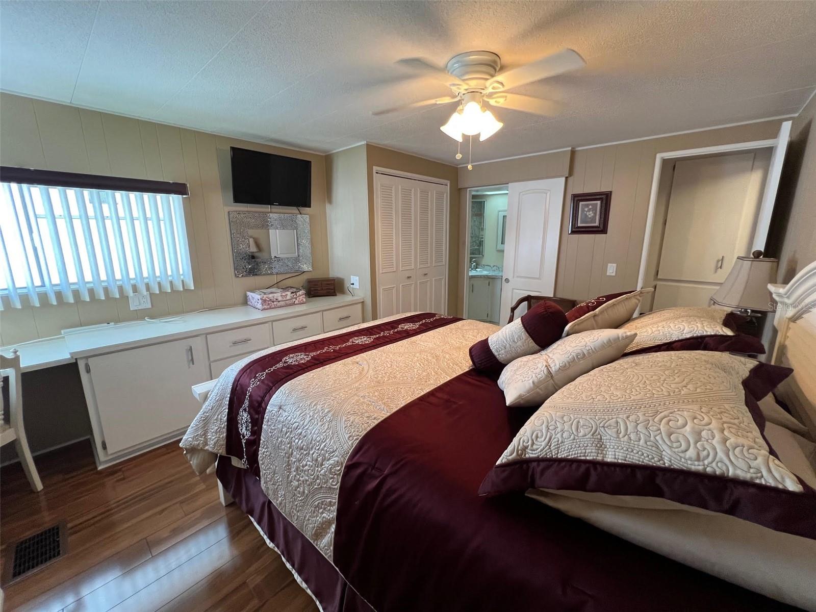 36 THATCH PALM ST E, LARGO, FL — photo 20