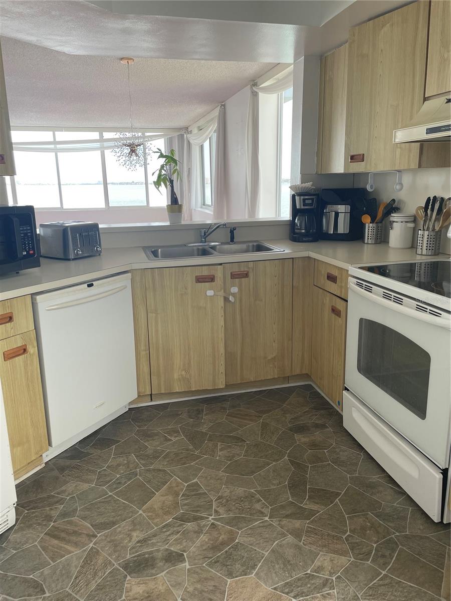 5279 ISLA KEY BLVD #217, ST PETERSBURG, FL — photo 9