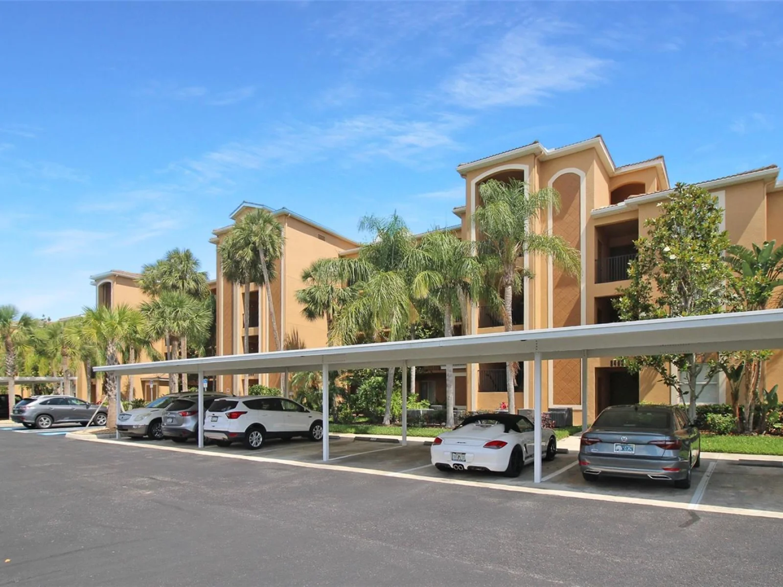 8403 GRAND ESTUARY TRL #205, BRADENTON, FL — photo 1