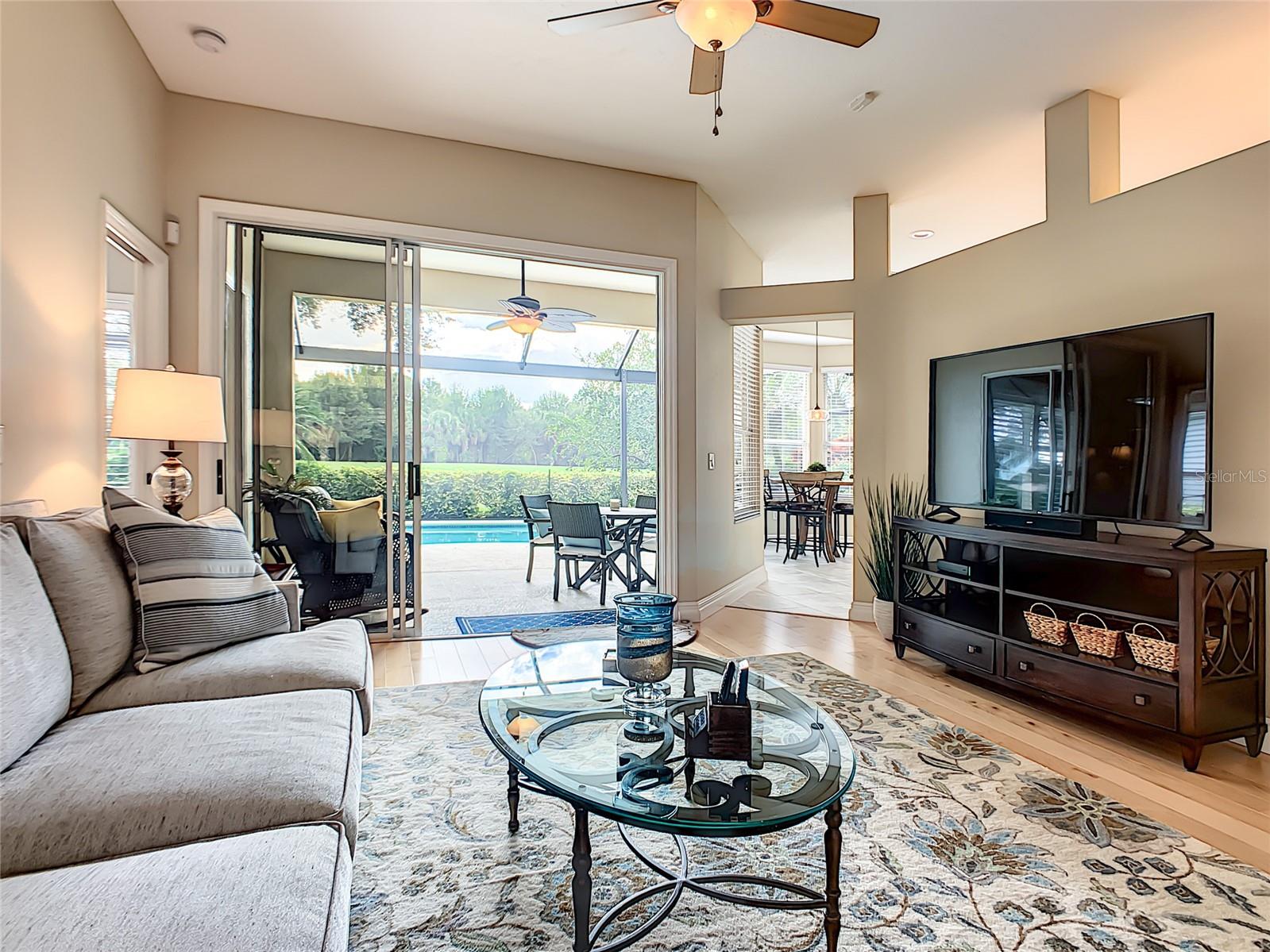 539 FALLBROOK DR, VENICE, FL — photo 16