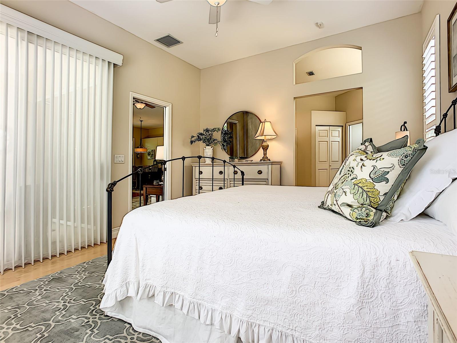 539 FALLBROOK DR, VENICE, FL — photo 35