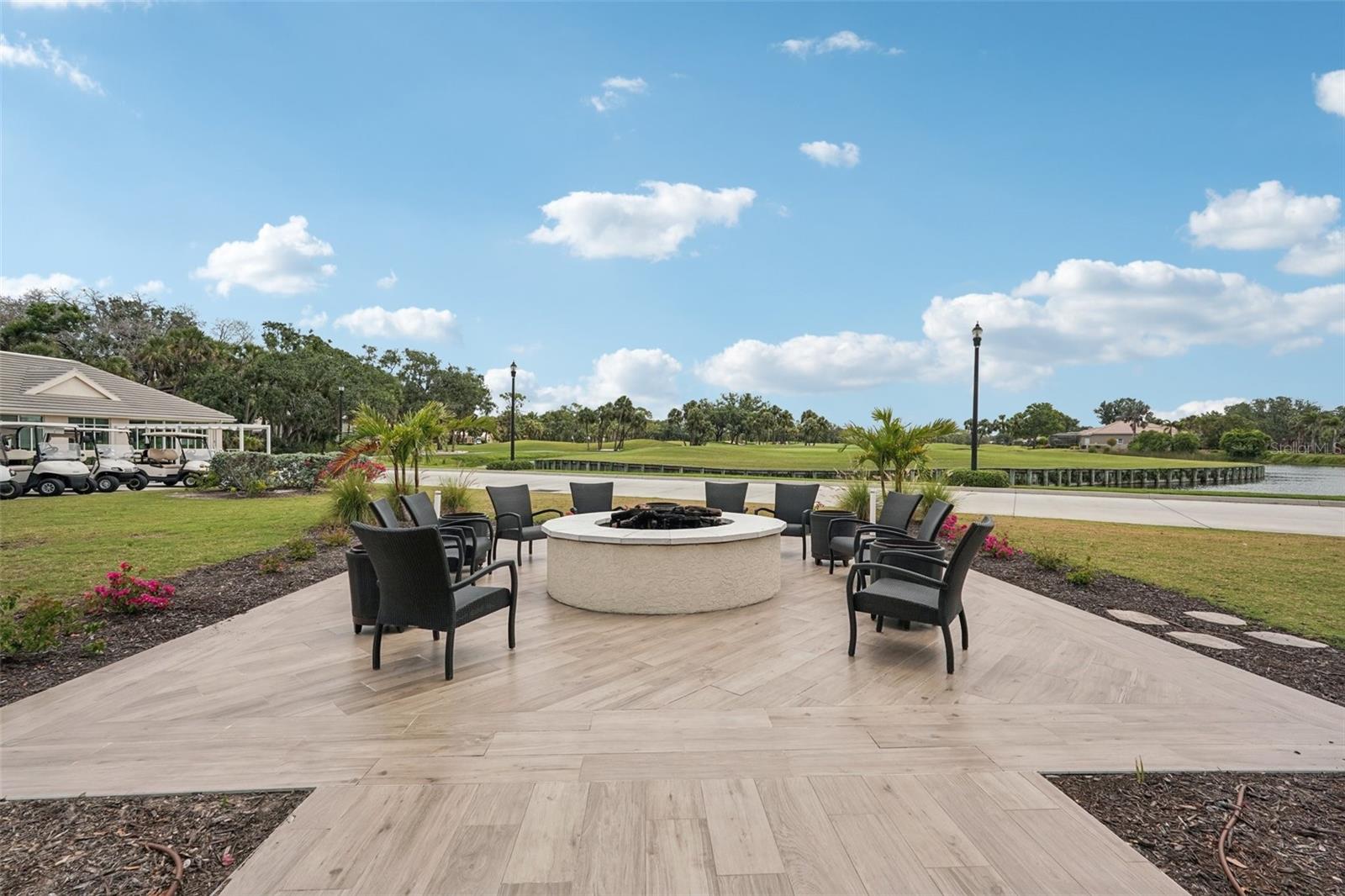 539 FALLBROOK DR, VENICE, FL — photo 79