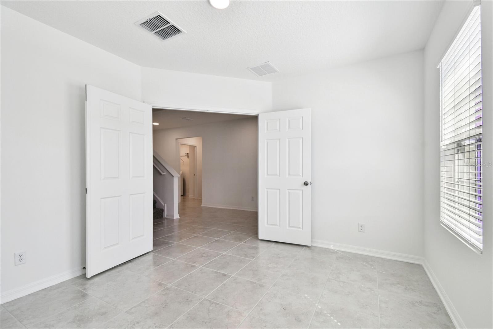 12801 CASTLE OAKS DR, HUDSON, FL — photo 4