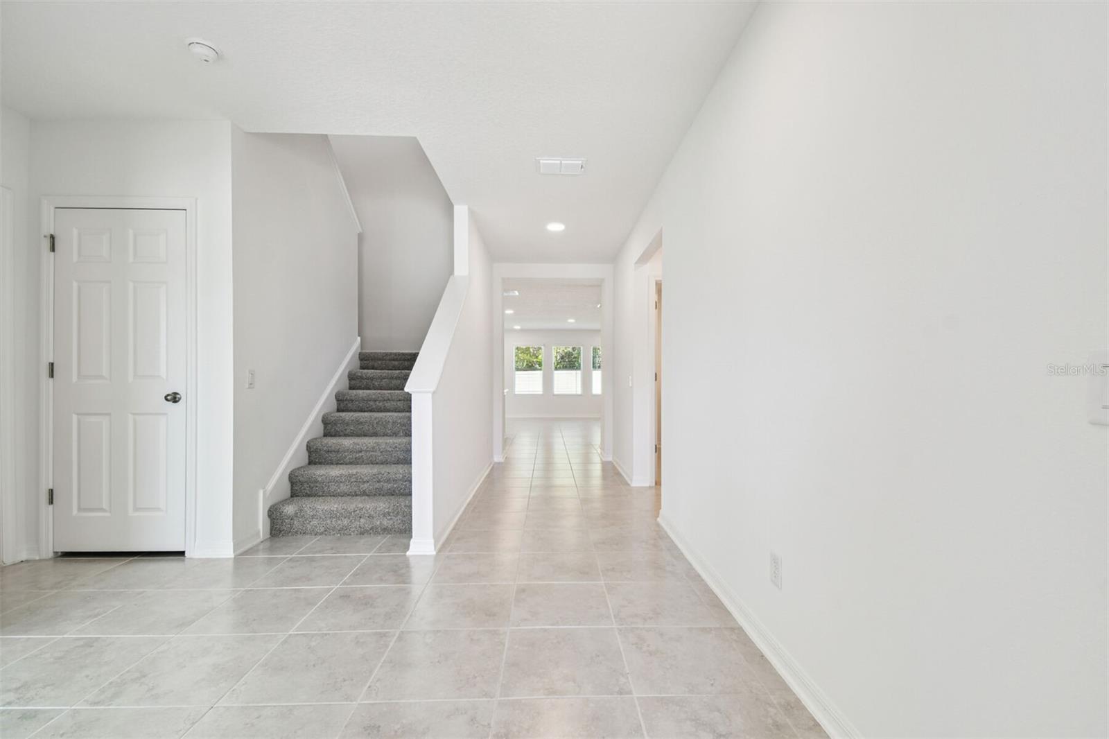 12801 CASTLE OAKS DR, HUDSON, FL — photo 7
