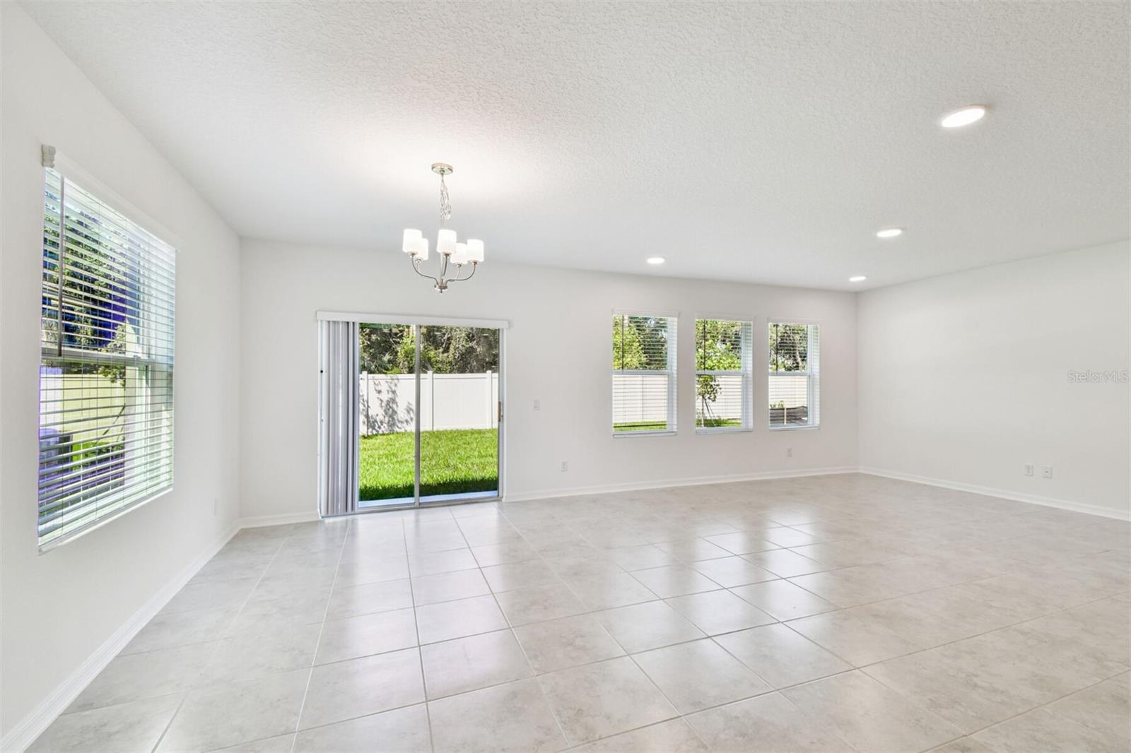 12801 CASTLE OAKS DR, HUDSON, FL — photo 14