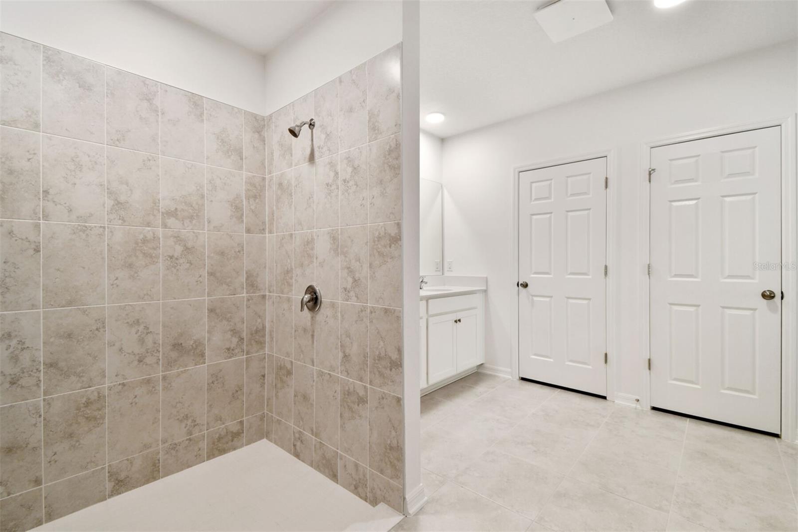 12801 CASTLE OAKS DR, HUDSON, FL — photo 20