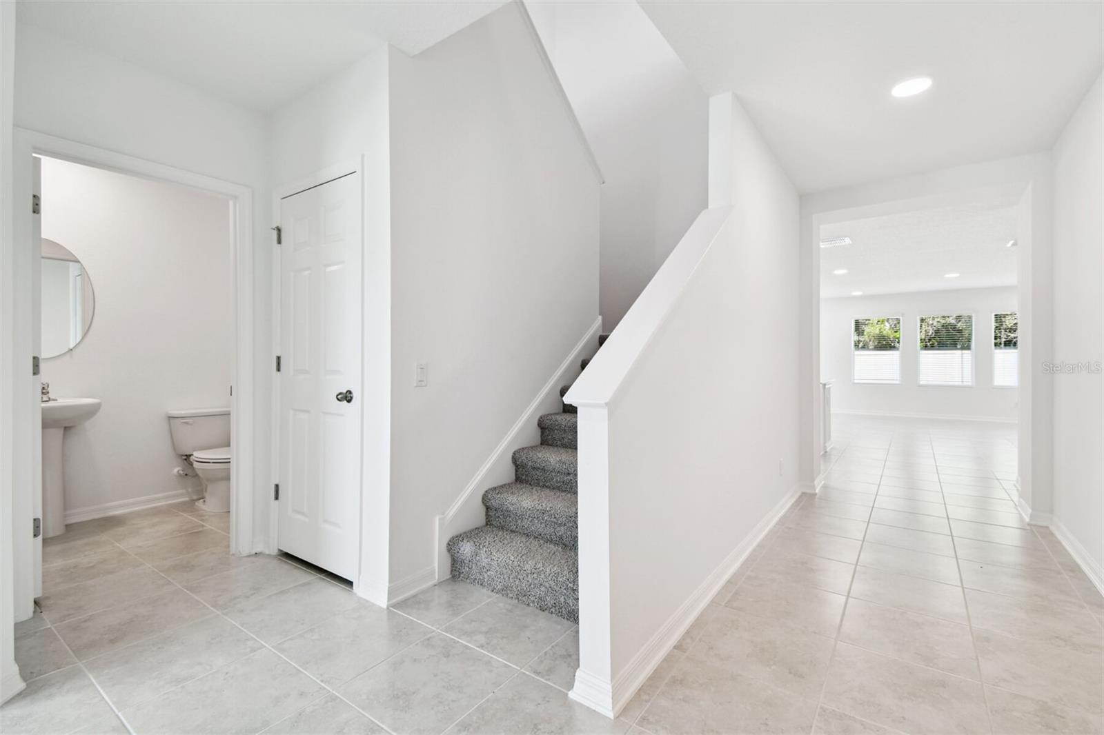 12801 CASTLE OAKS DR, HUDSON, FL — photo 22