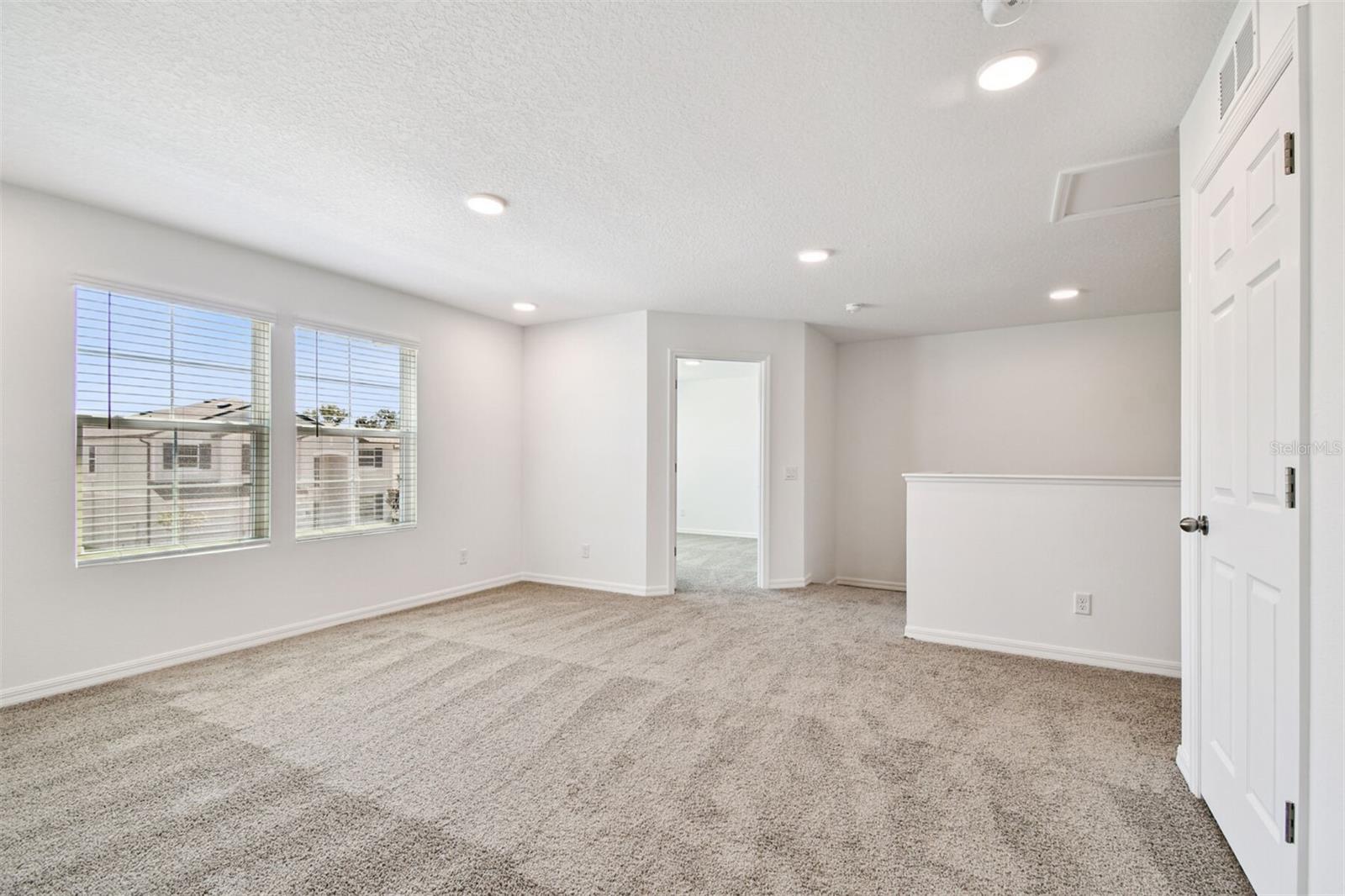 12801 CASTLE OAKS DR, HUDSON, FL — photo 23