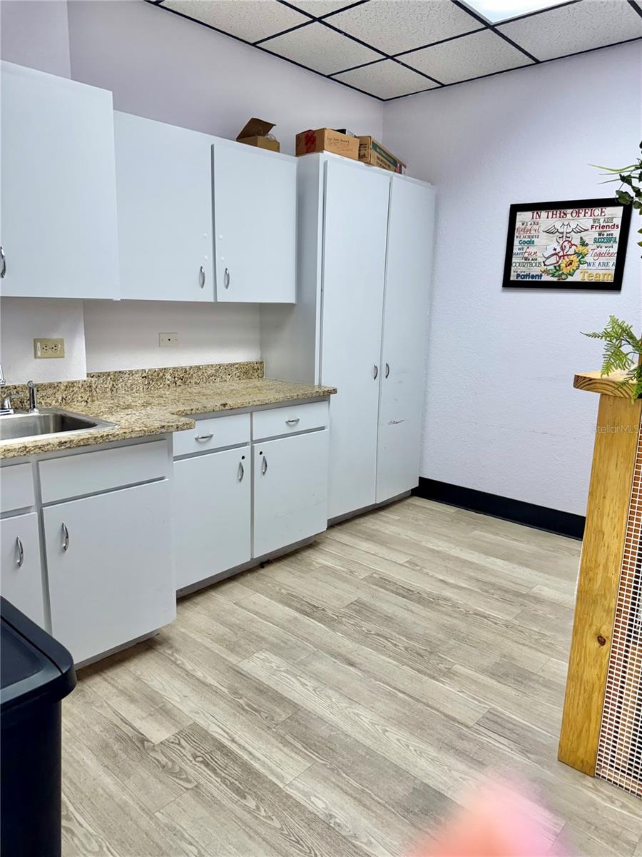 6801 US-27 N #B3, SEBRING, FL — photo 15