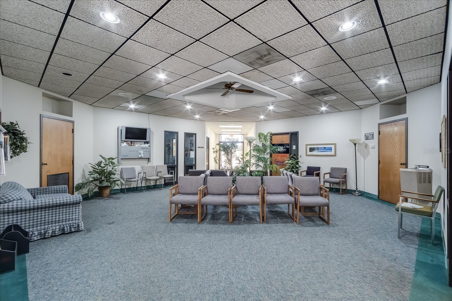 6801 US-27 N #B2, SEBRING, FL — photo 5