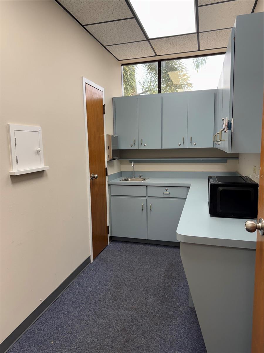 6801 US-27 N #B2, SEBRING, FL — photo 26