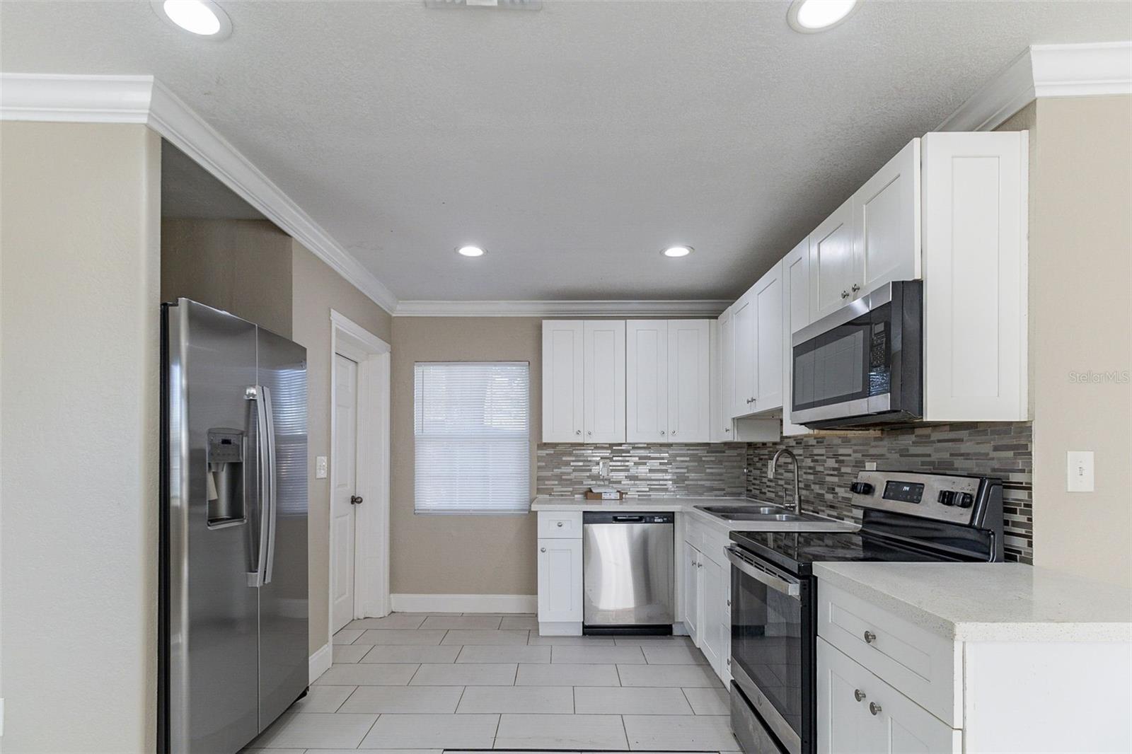 4933 BALBOA DR, ORLANDO, FL — photo 6