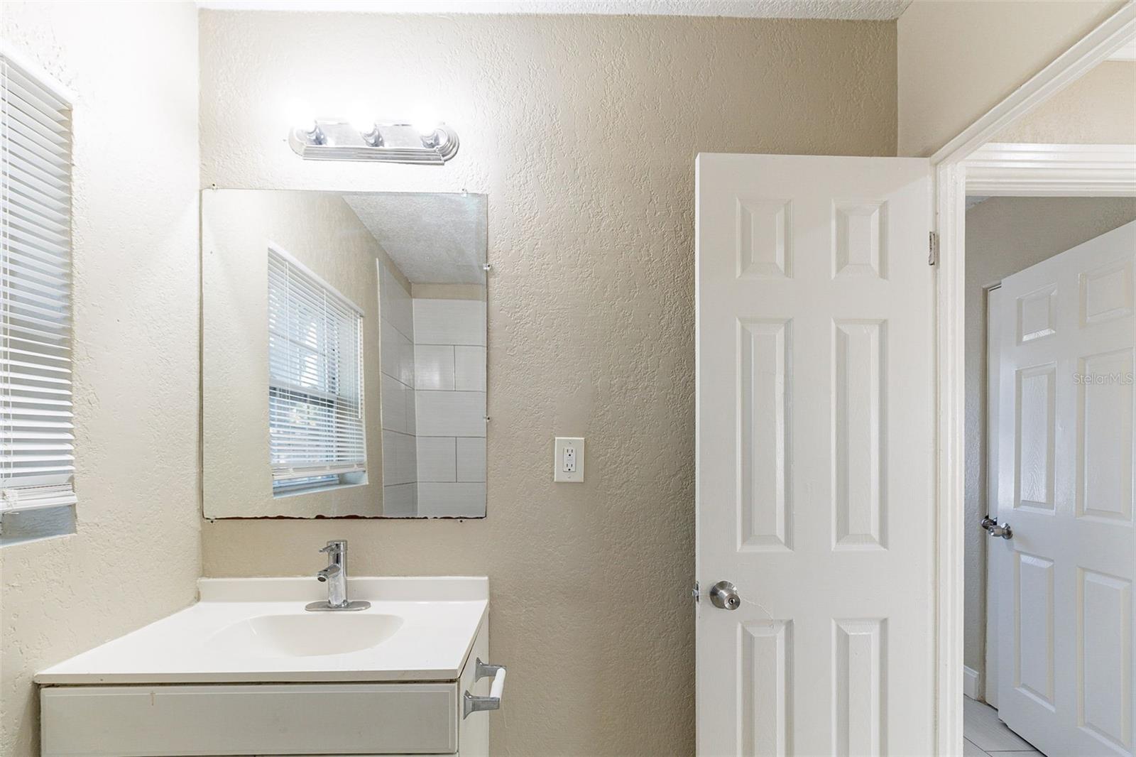 4933 BALBOA DR, ORLANDO, FL — photo 23