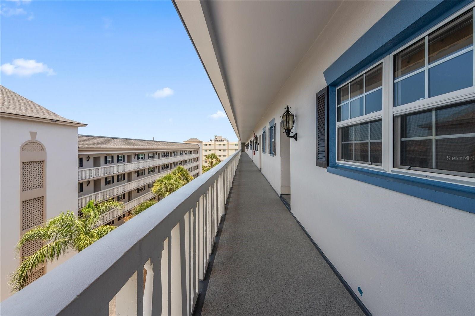 139 BLUFF VIEW DR #405, BELLEAIR BLUFFS, FL — photo 8