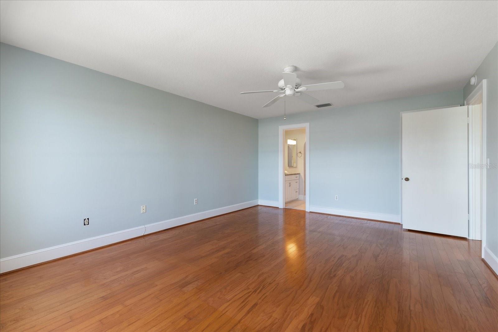 139 BLUFF VIEW DR #405, BELLEAIR BLUFFS, FL — photo 30