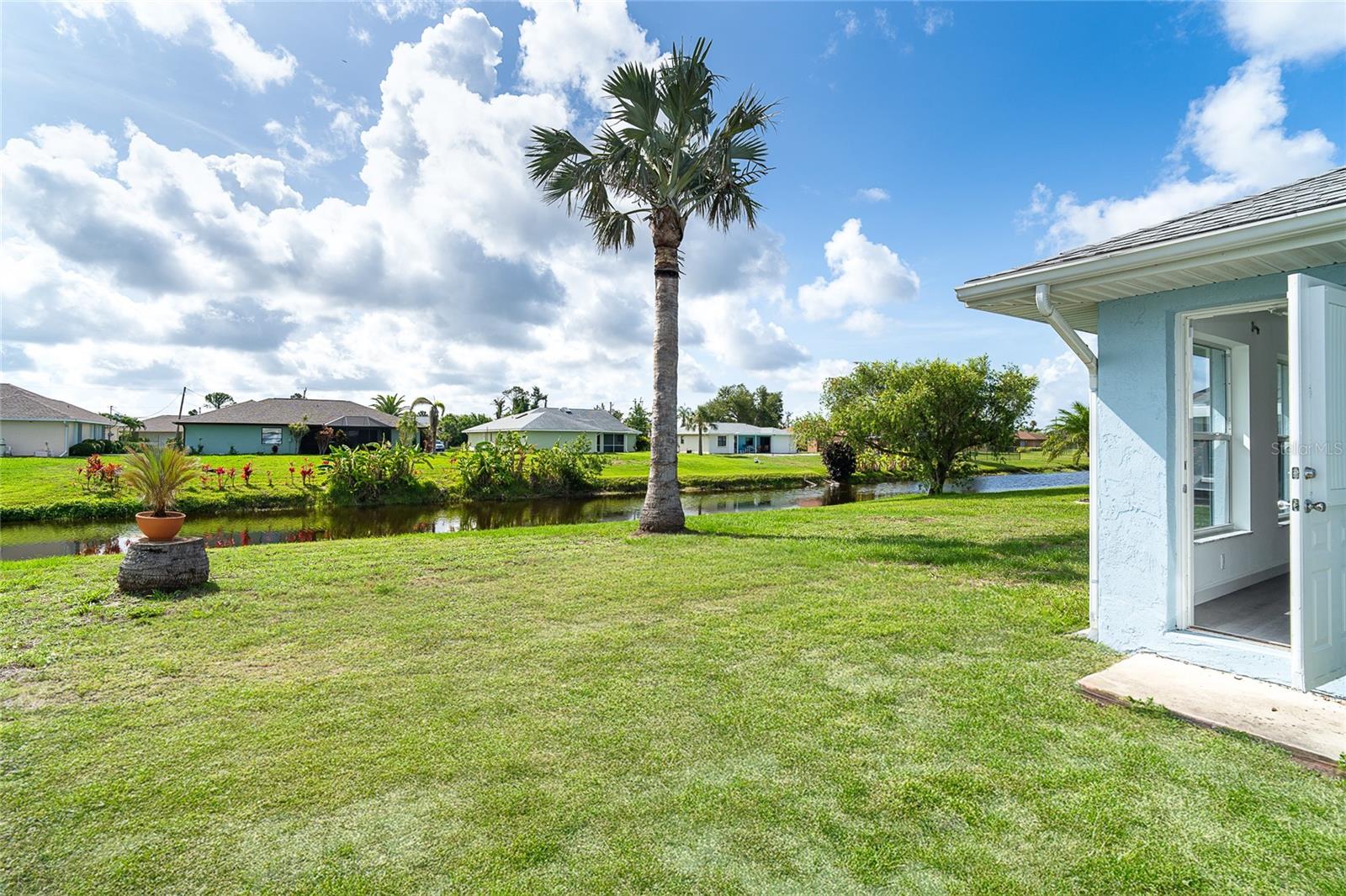 15 BUNKER PL, ROTONDA WEST, FL — photo 4