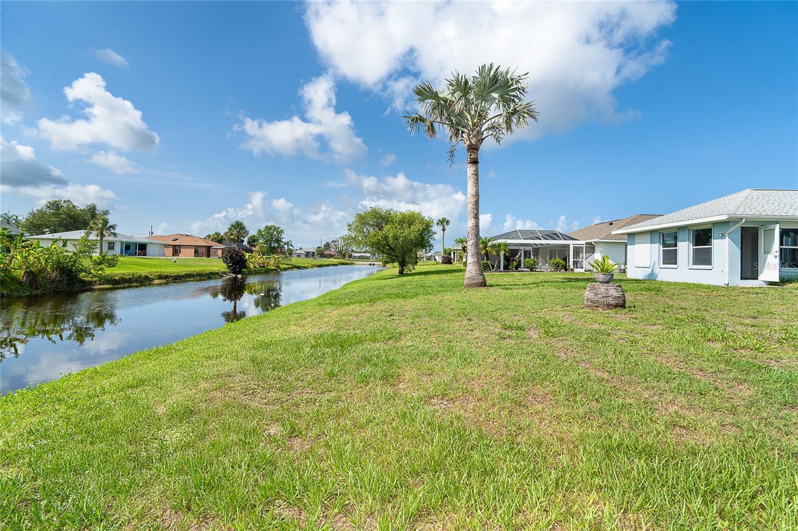 15 BUNKER PL, ROTONDA WEST, FL — photo 44