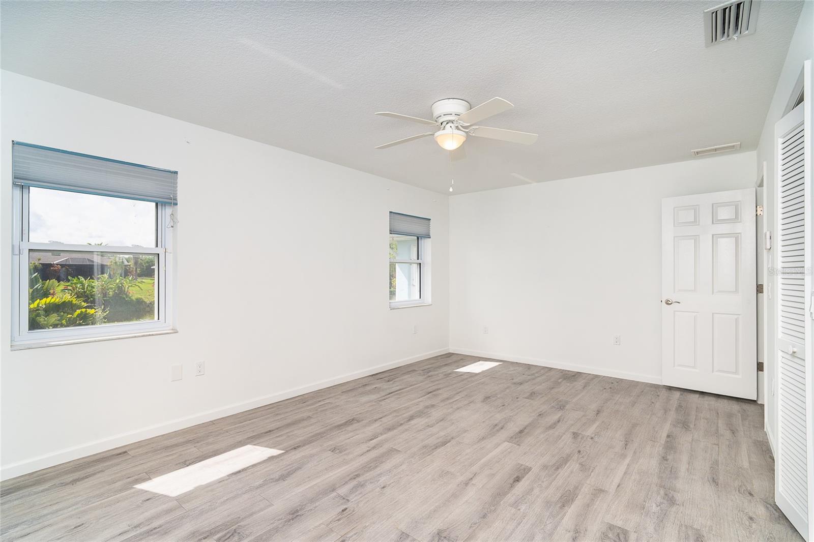 15 BUNKER PL, ROTONDA WEST, FL — photo 29