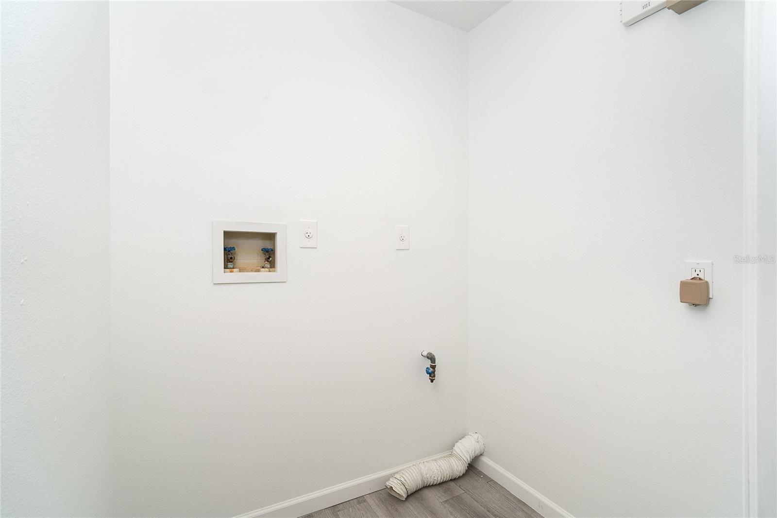 15 BUNKER PL, ROTONDA WEST, FL — photo 40