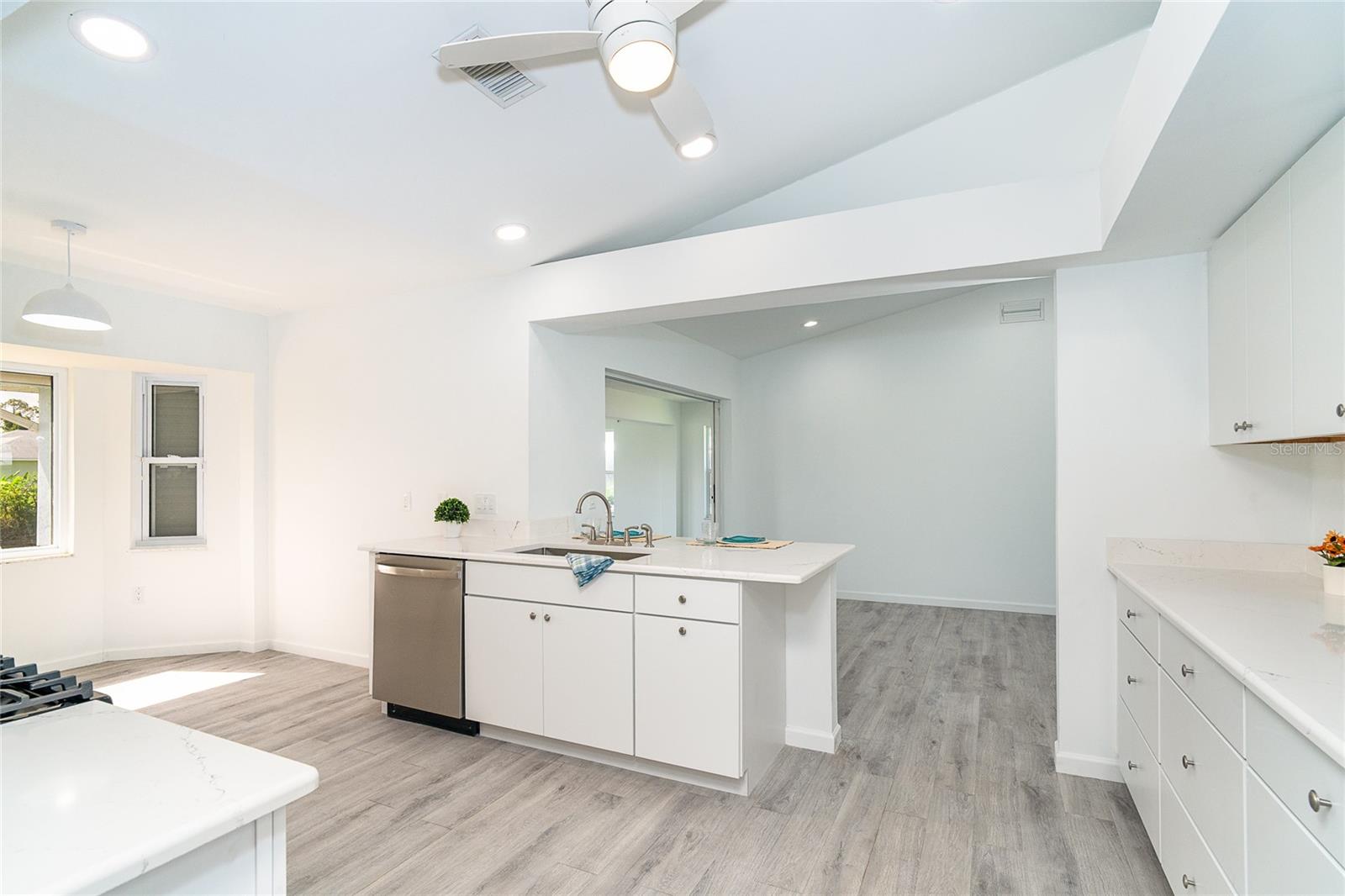 15 BUNKER PL, ROTONDA WEST, FL — photo 25
