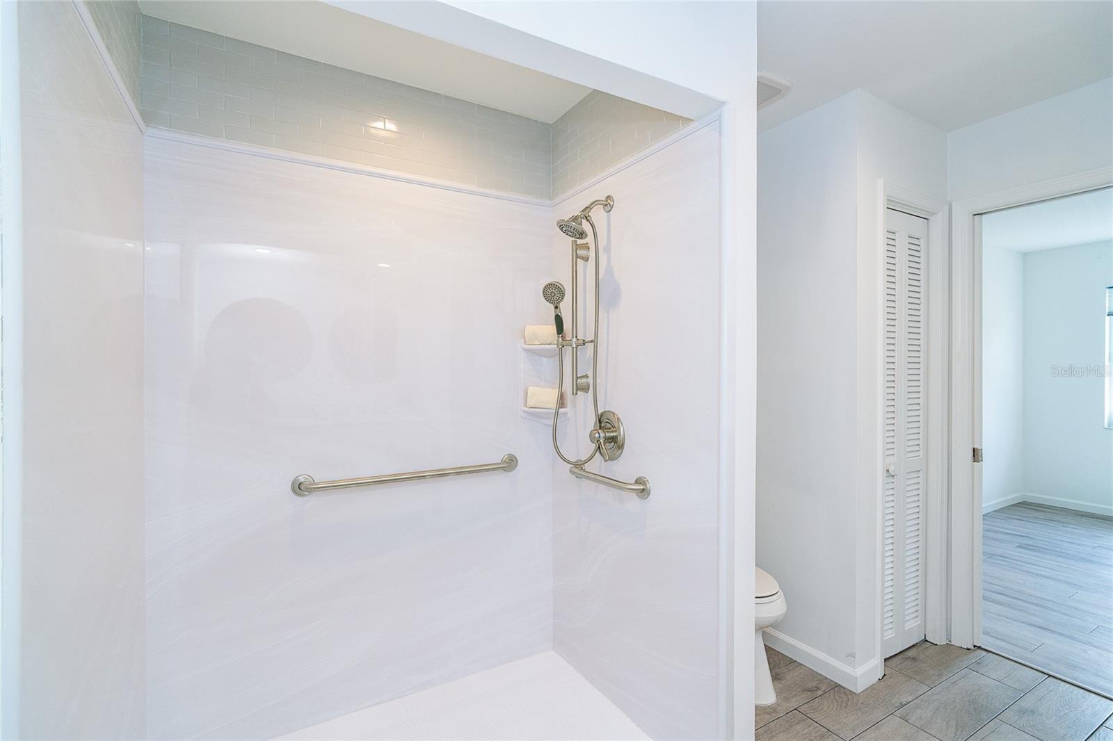 15 BUNKER PL, ROTONDA WEST, FL — photo 33