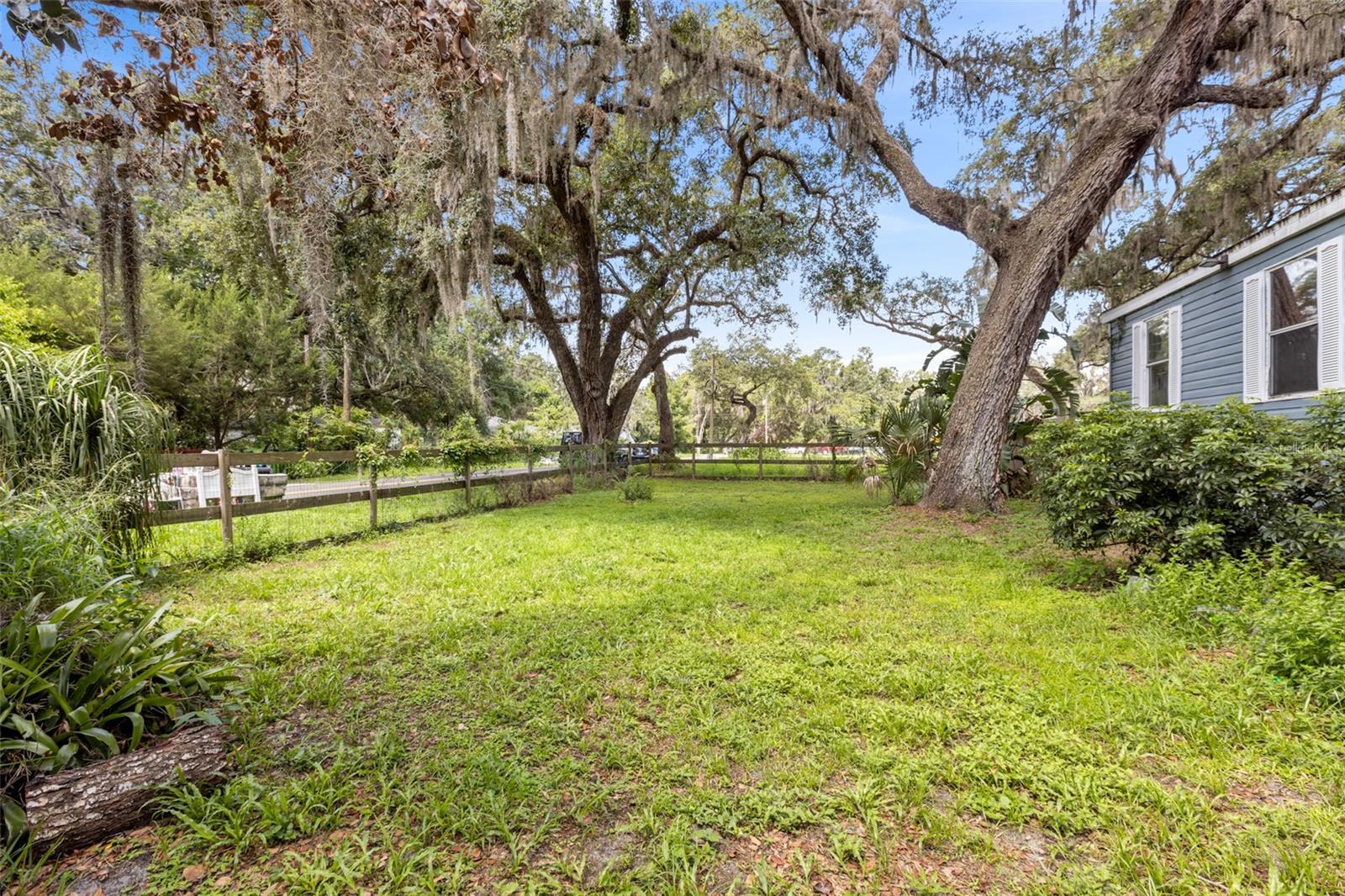 2712 BERDETTA ST, LEESBURG, FL — photo 11