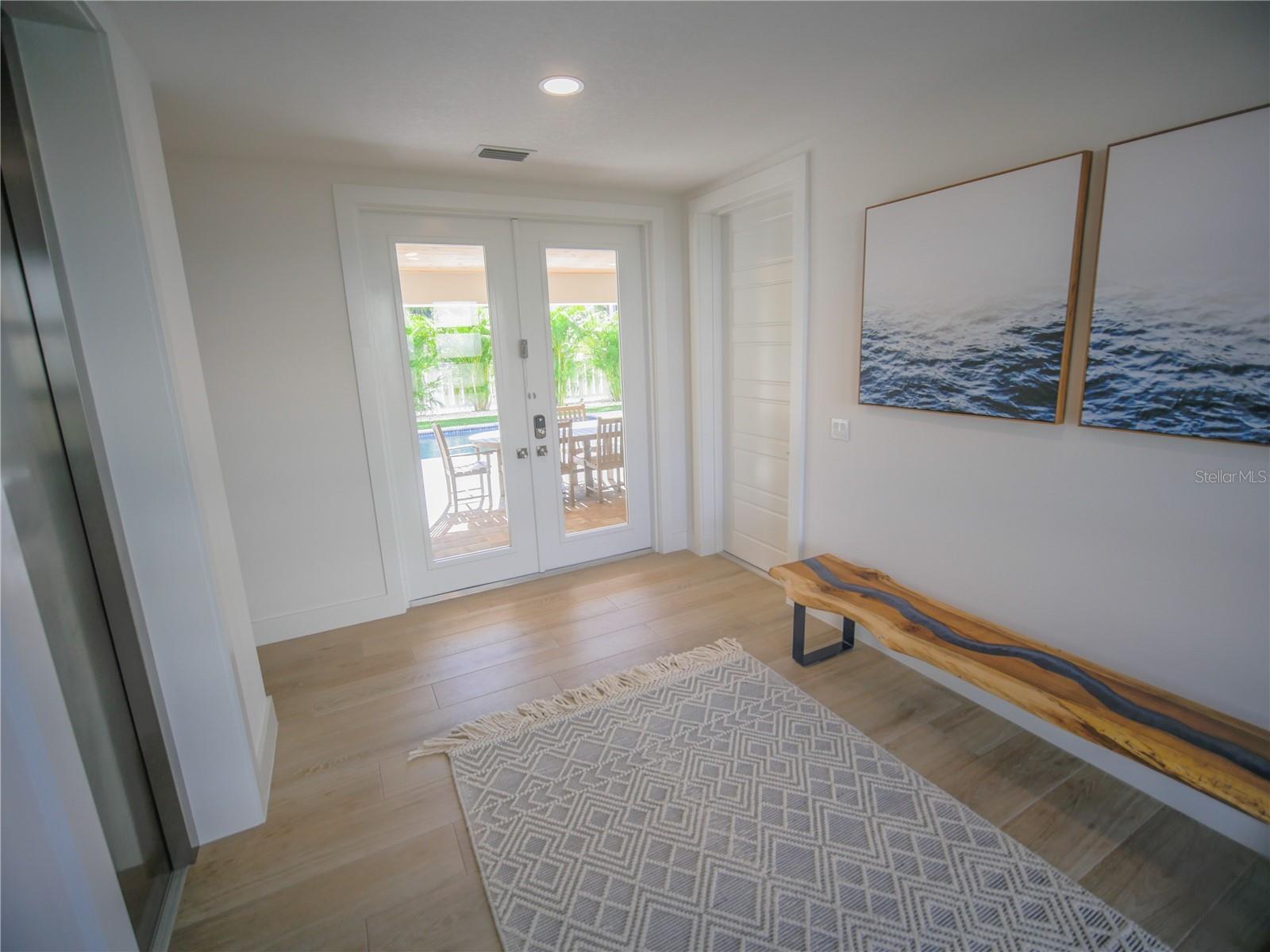 111 6TH ST N, BRADENTON BEACH, FL — photo 8