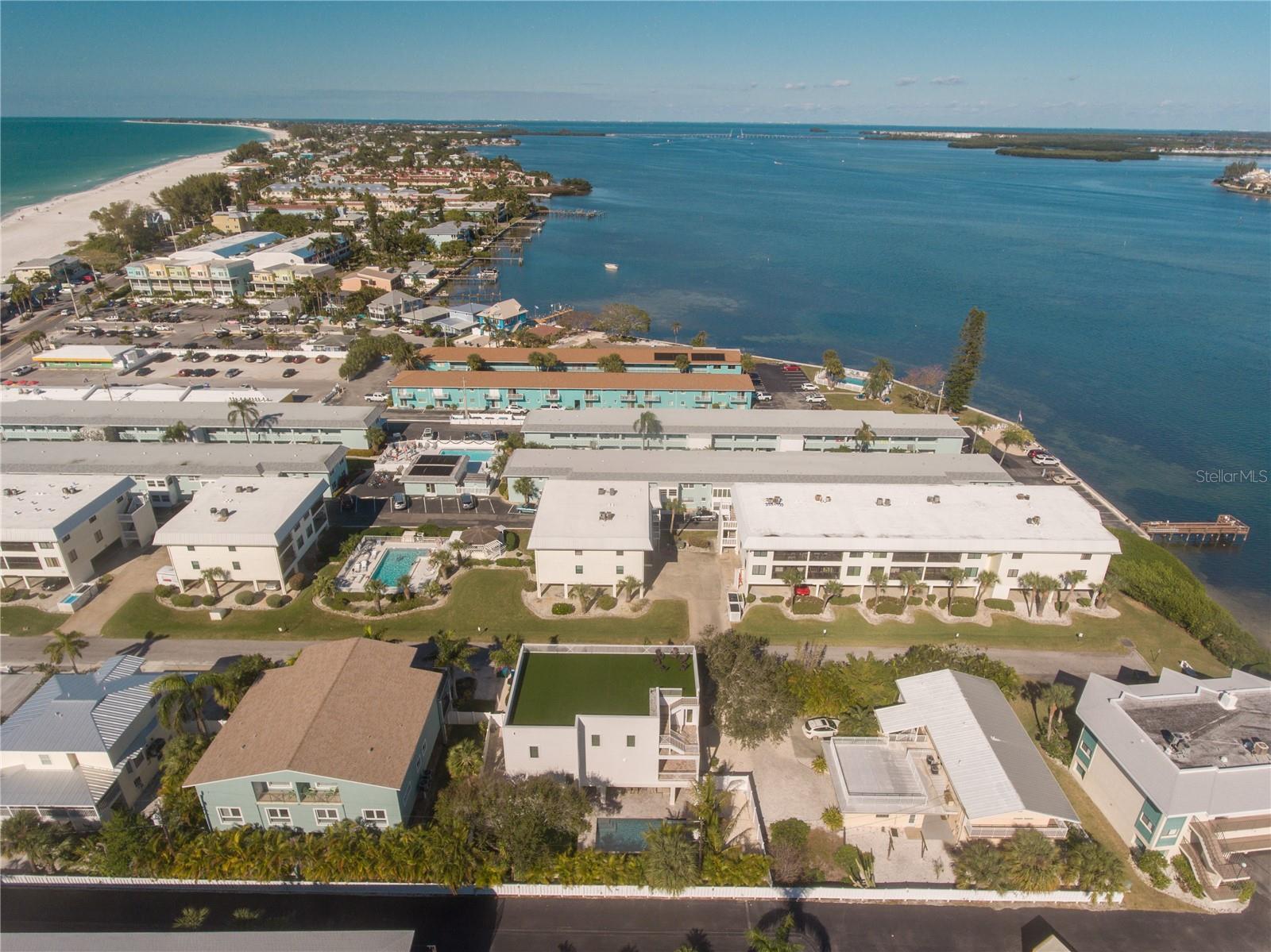 111 6TH ST N, BRADENTON BEACH, FL — photo 49
