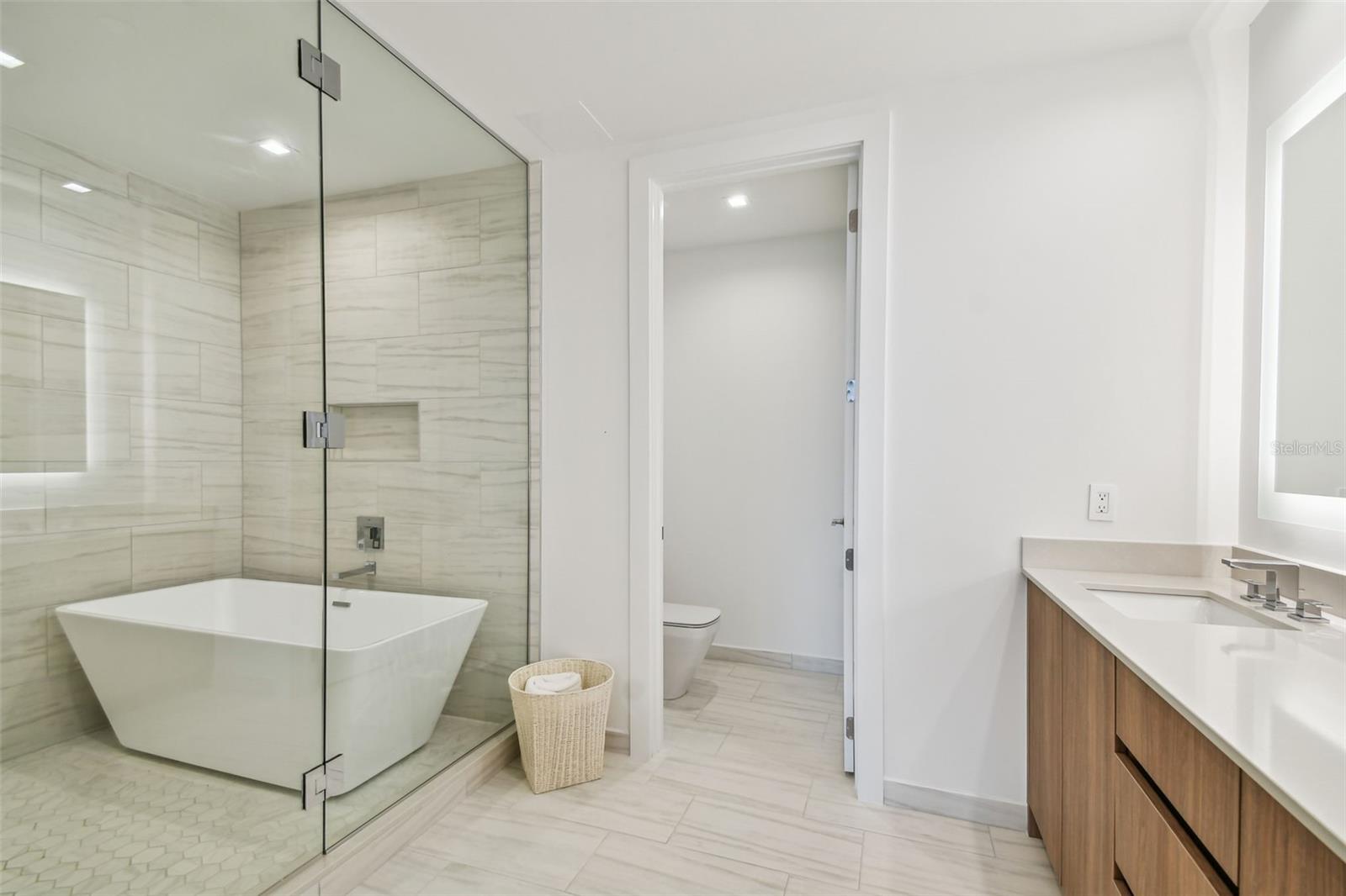 5120 MARINA WAY #15005, TAMPA, FL — photo 37