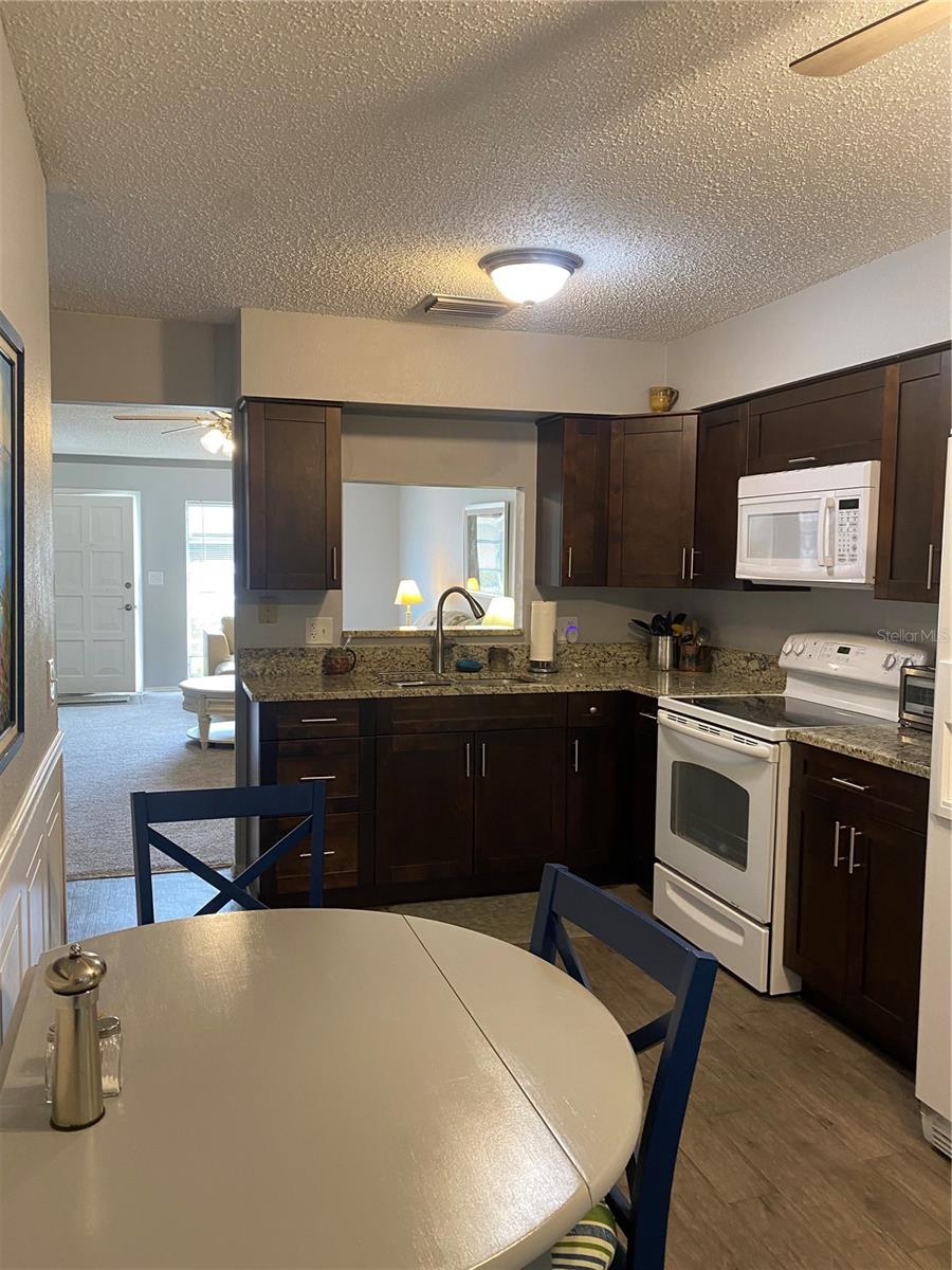 832 CAMBRIDGE CT, DUNEDIN, FL — photo 11