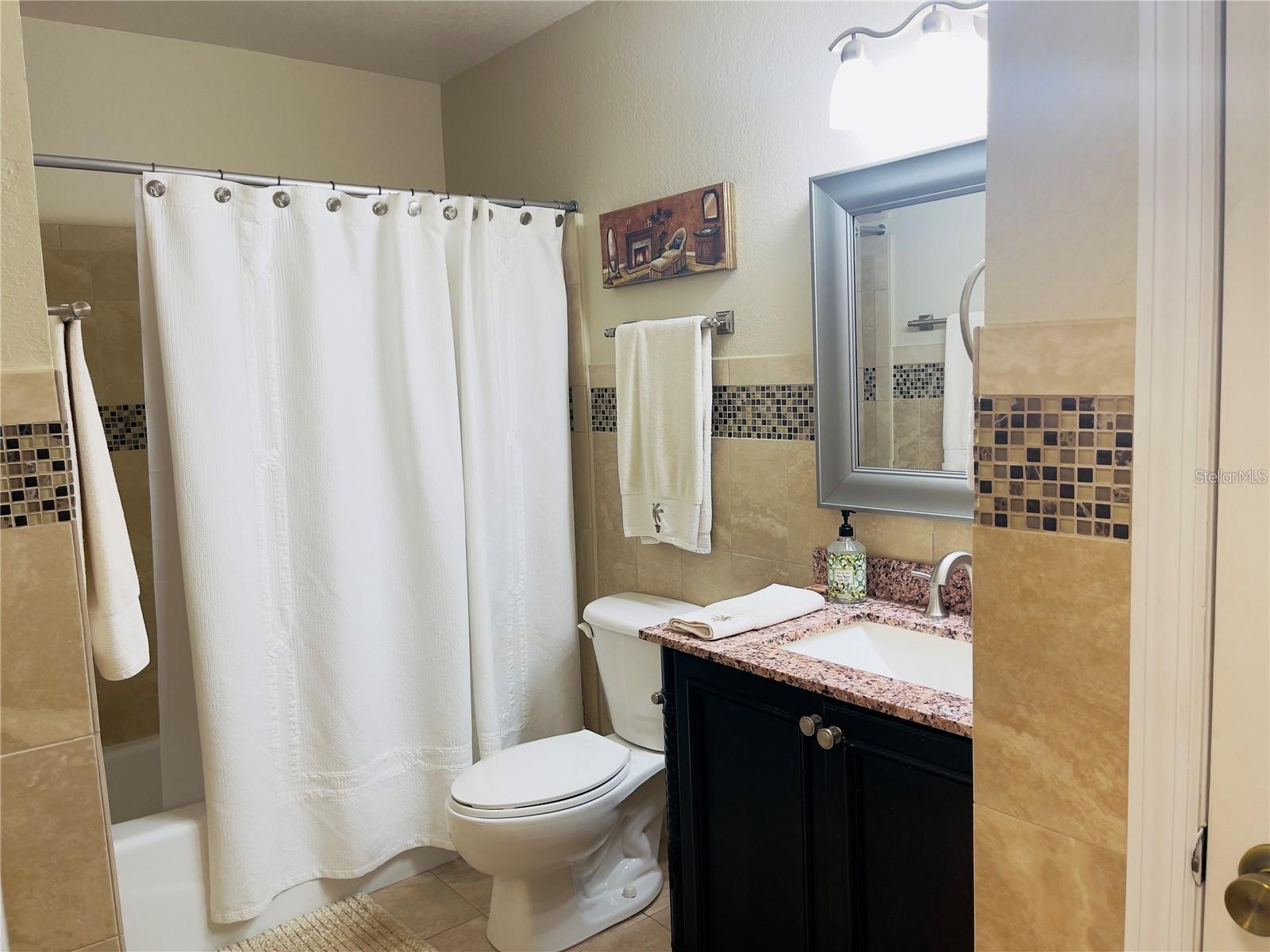 8815 MANOR LOOP #104, LAKEWOOD RANCH, FL — photo 15