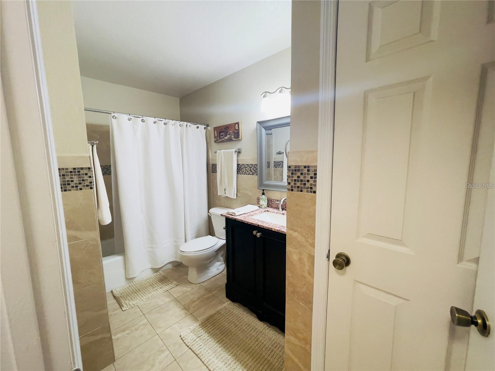 8815 MANOR LOOP #104, LAKEWOOD RANCH, FL — photo 16