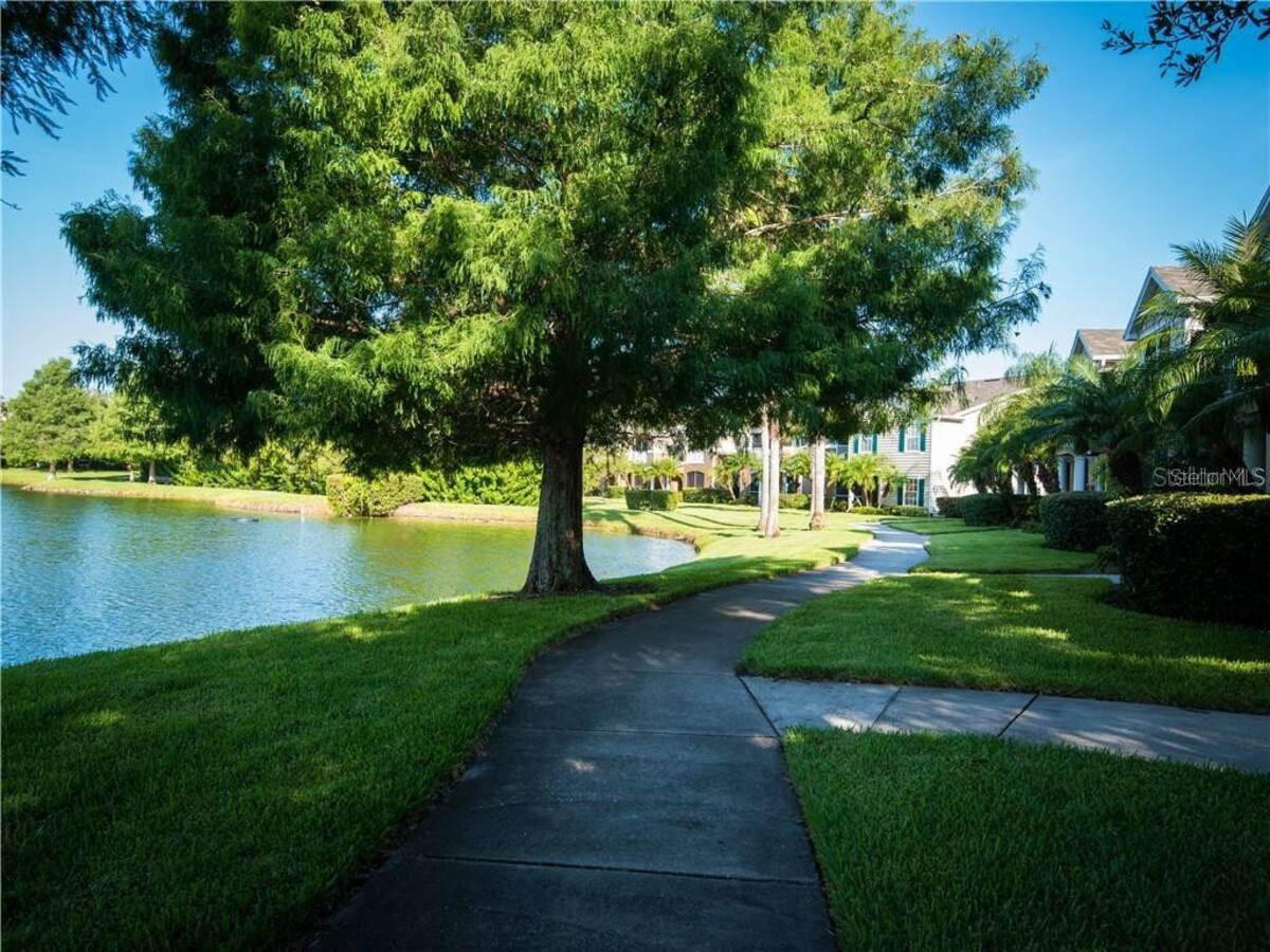 8815 MANOR LOOP #104, LAKEWOOD RANCH, FL — photo 20