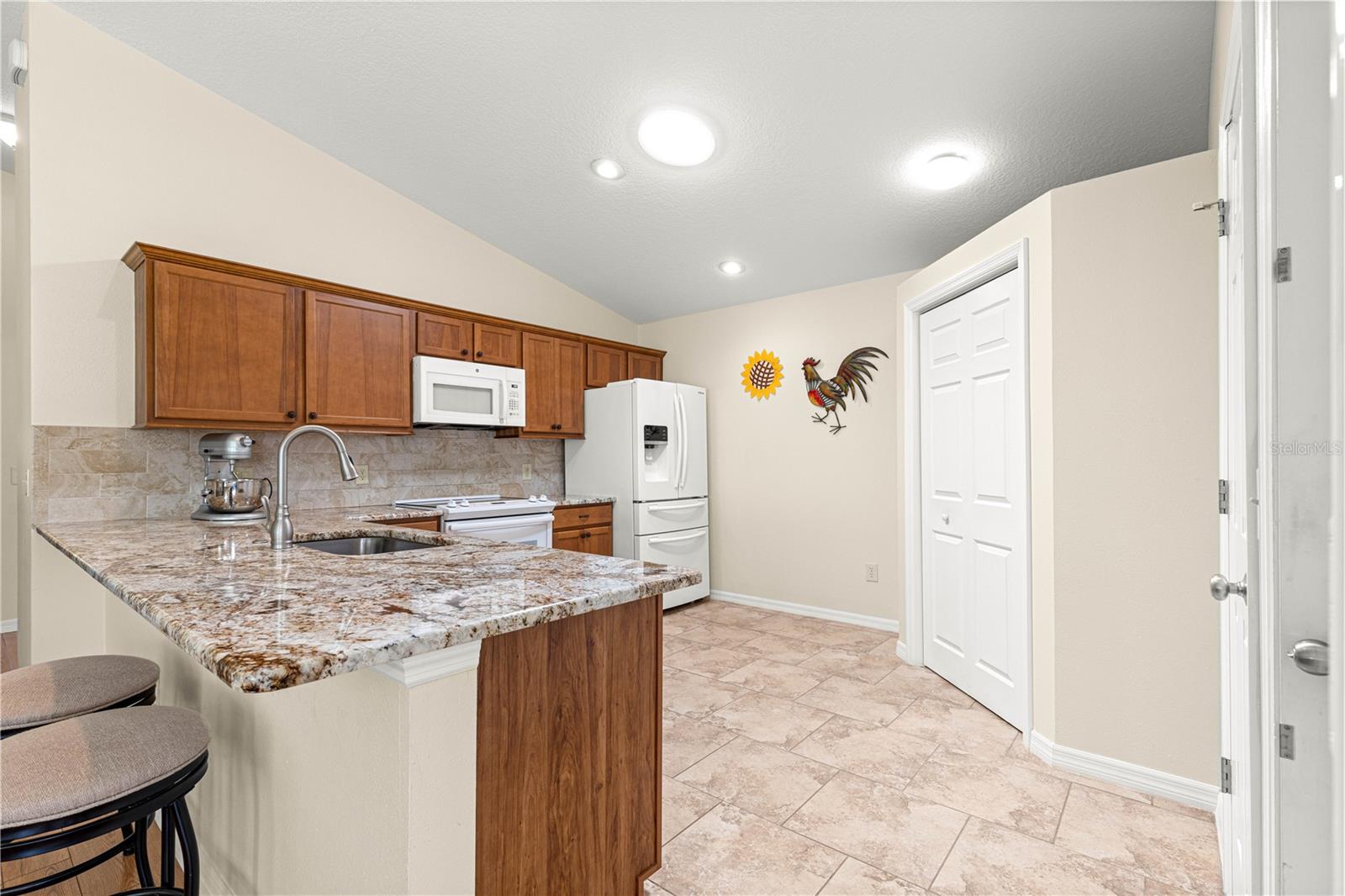 362 ARBELLA LOOP, THE VILLAGES, FL — photo 21