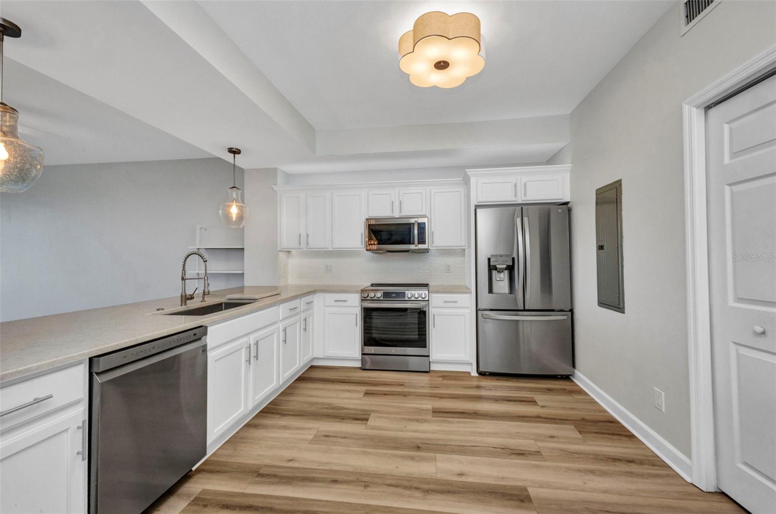 900 E MARION AVE #1203, PUNTA GORDA, FL — photo 4