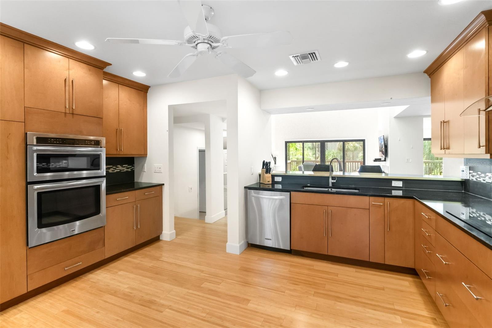 1347 LANDINGS DR #6, SARASOTA, FL — photo 21
