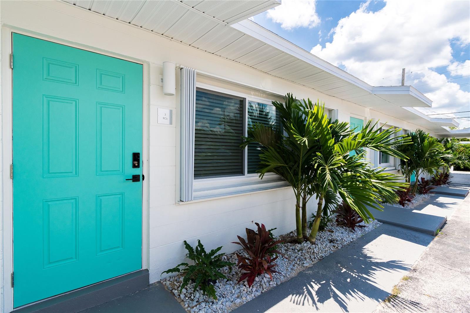 402 S ORLANDO AVE, COCOA BEACH, FL — photo 8