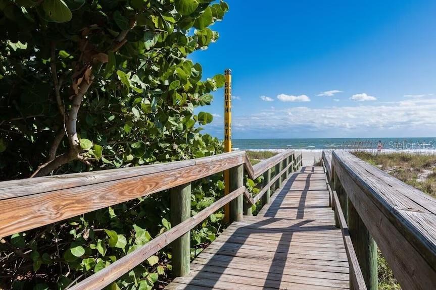 402 S ORLANDO AVE, COCOA BEACH, FL — photo 57
